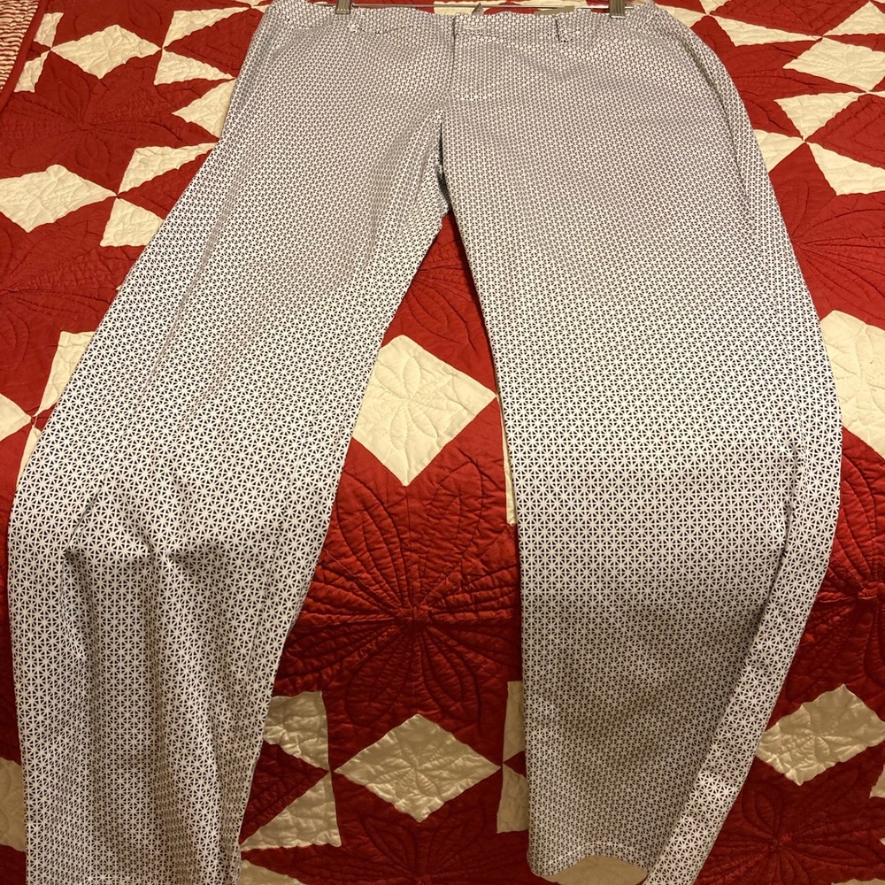 Chicos Black & White Pant